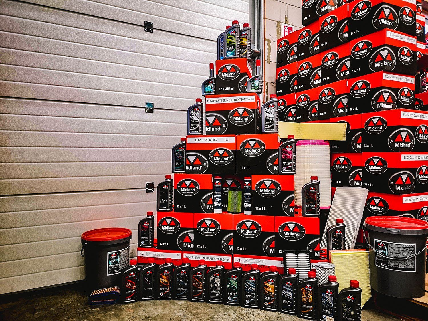 T taškas - parduotuvė autoservisas, Alytus