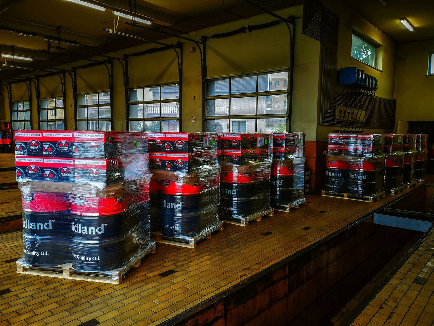 T taškas - parduotuvė autoservisas, panevėžys