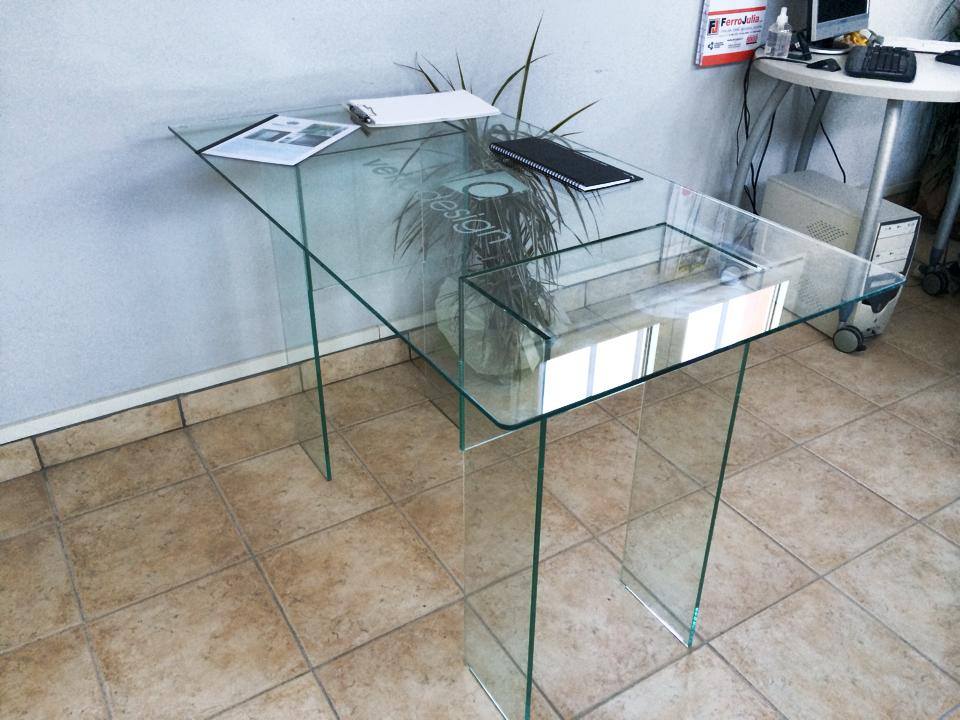 tavolo in vetro