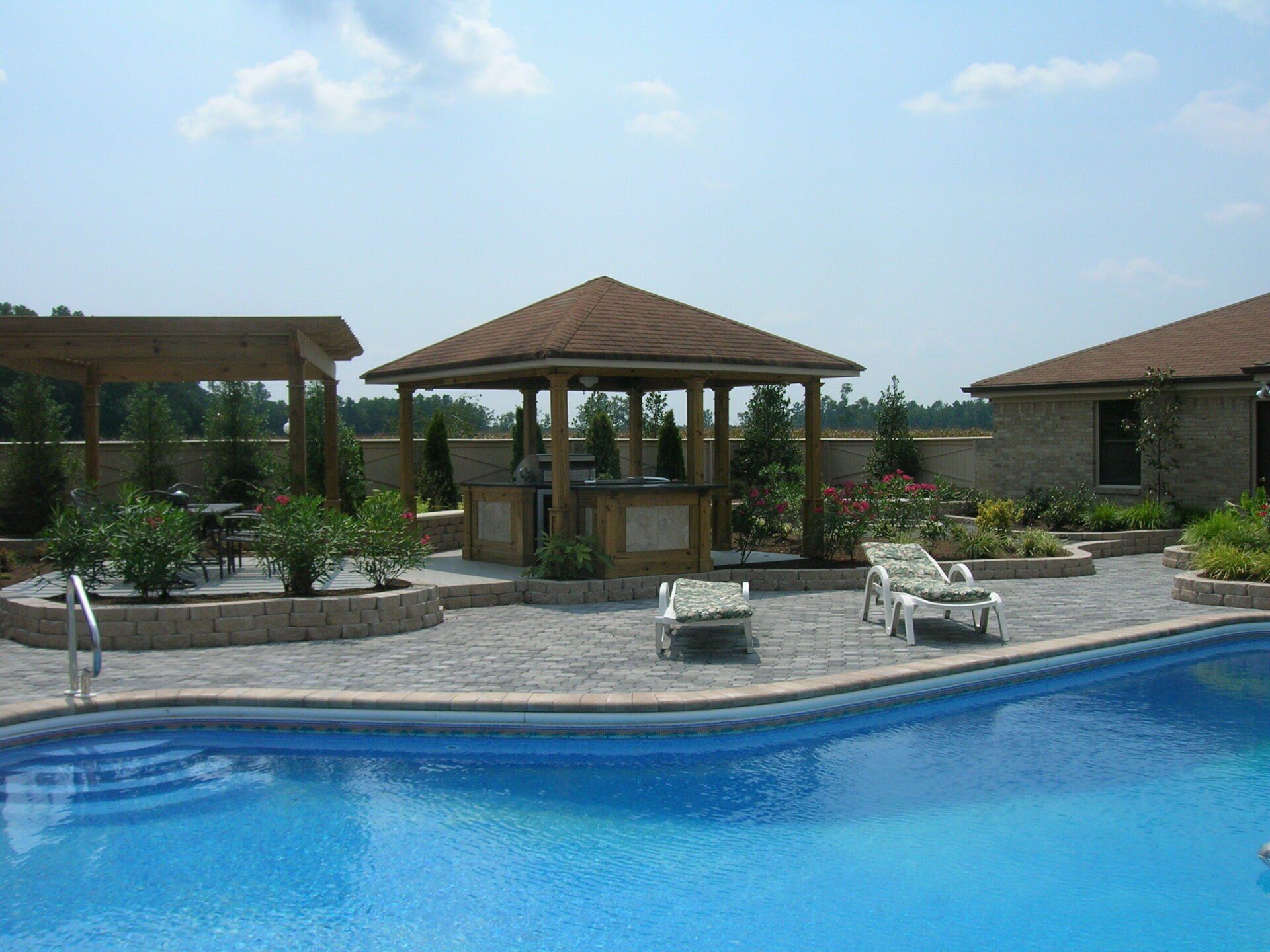 Brooks House — Chesapeake, VA — Brooks Landscaping, Inc.