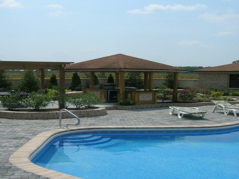 Brooks House — Chesapeake, VA — Brooks Landscaping, Inc.