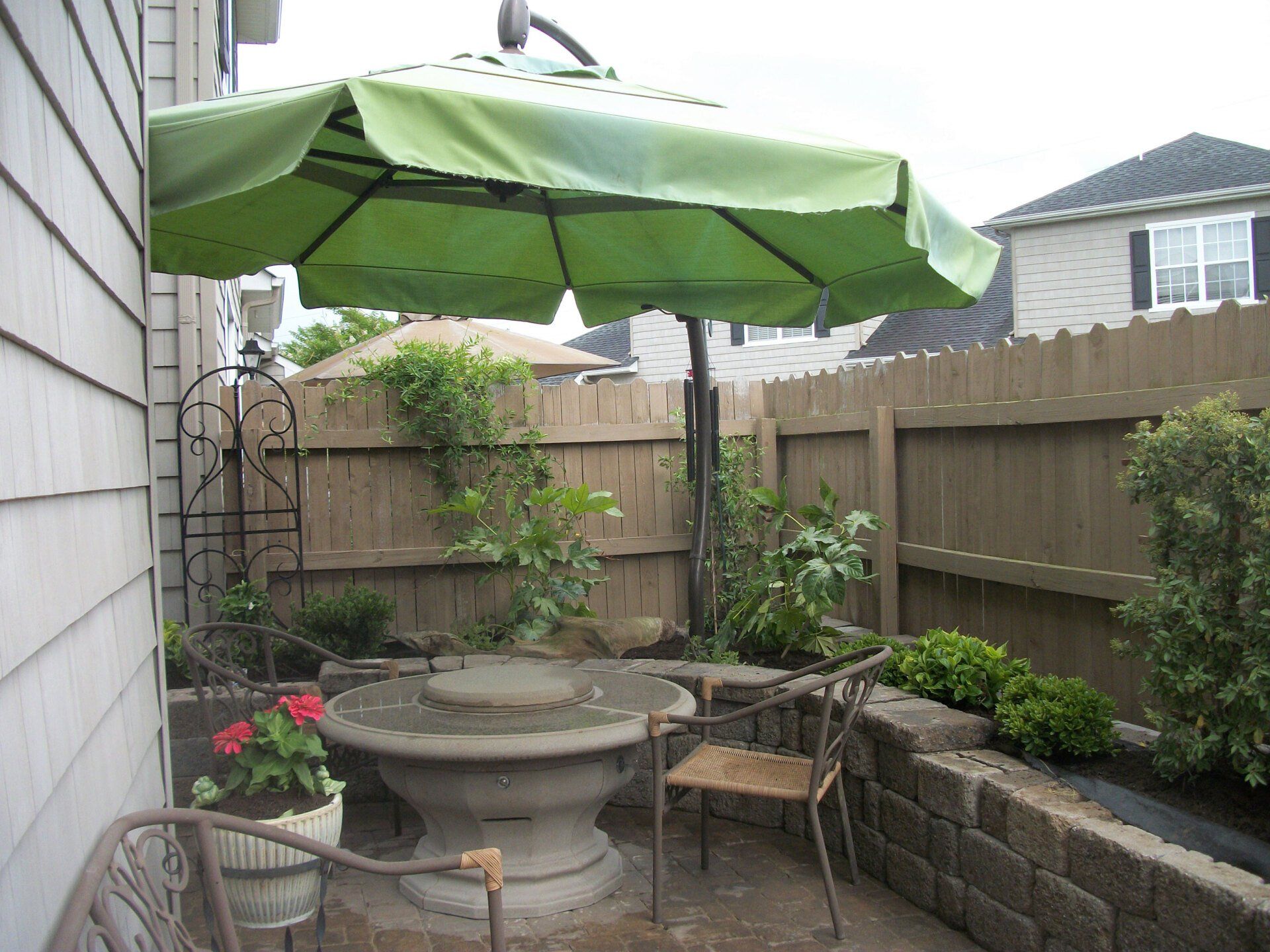 Roberts Firetable — Chesapeake, VA — Brooks Landscaping, Inc.