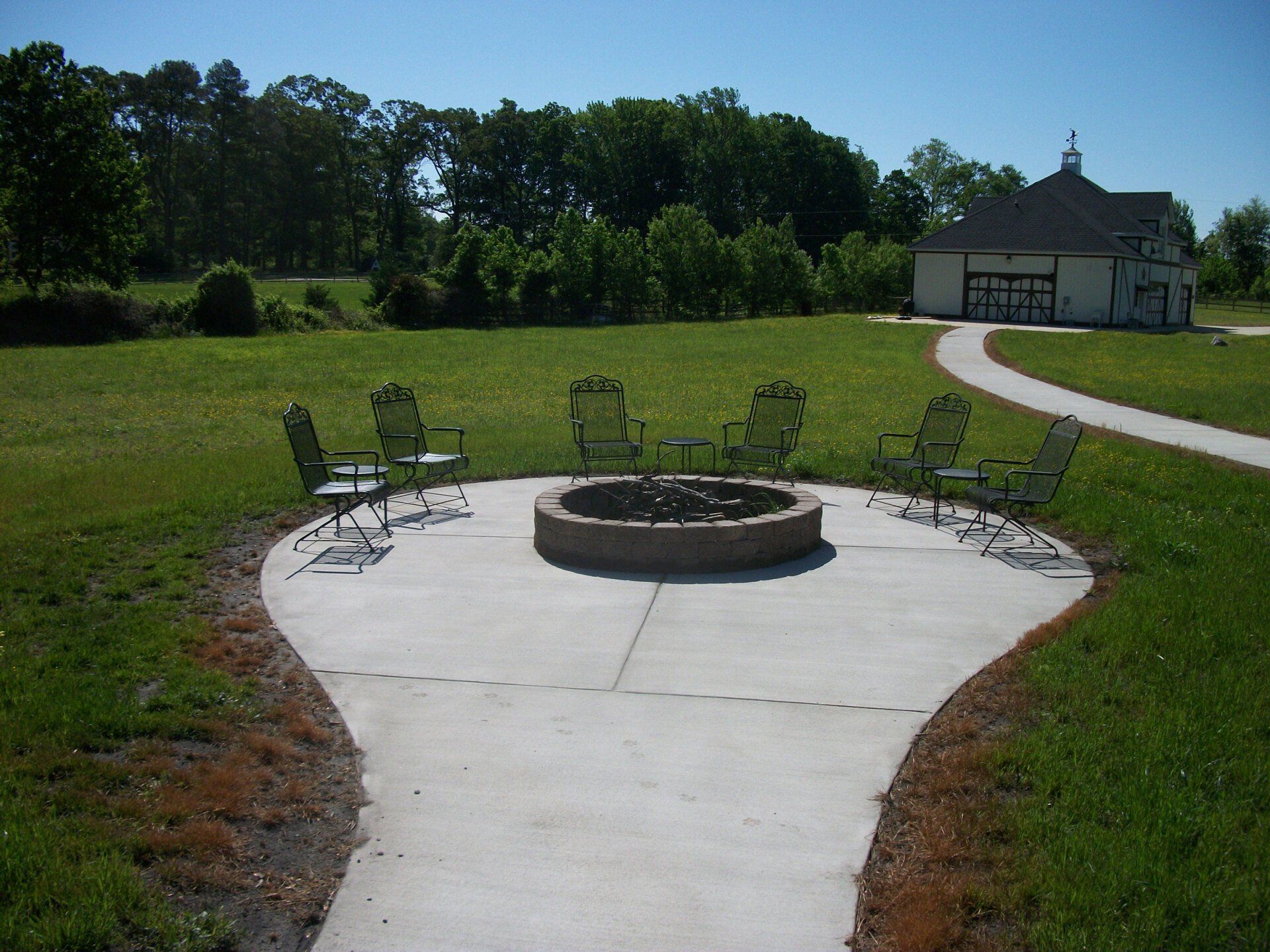 Sellers Fire Pit1 — Chesapeake, VA — Brooks Landscaping, Inc.