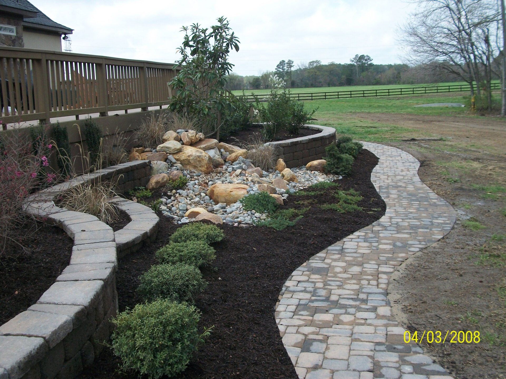 Sellers Ret Wall Bed — Chesapeake, VA — Brooks Landscaping, Inc.