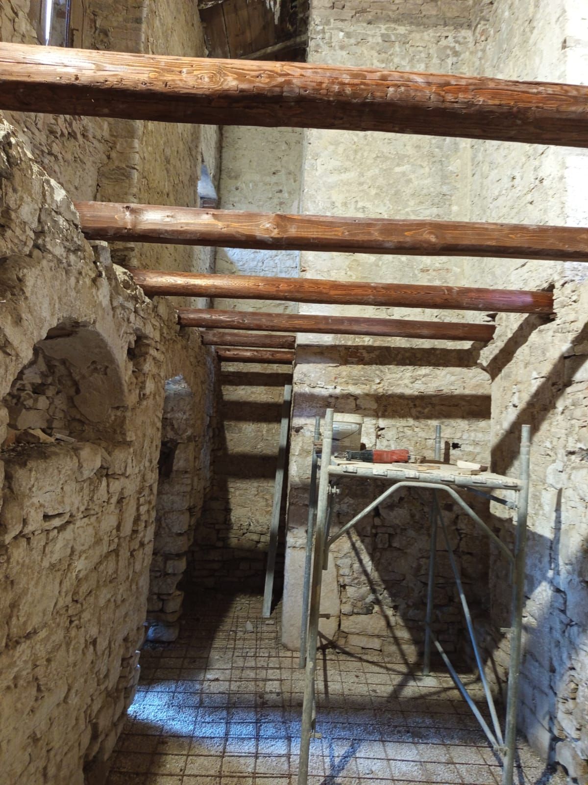 lavori chiesetta della madonna della neve del tratturo