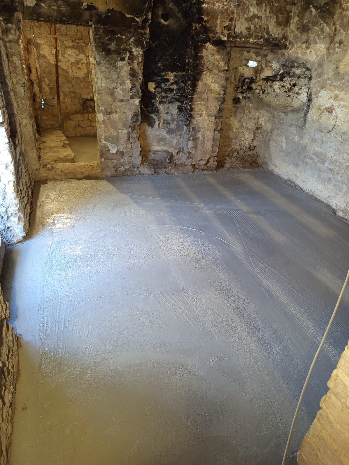 lavori chiesetta della madonna della neve del tratturo