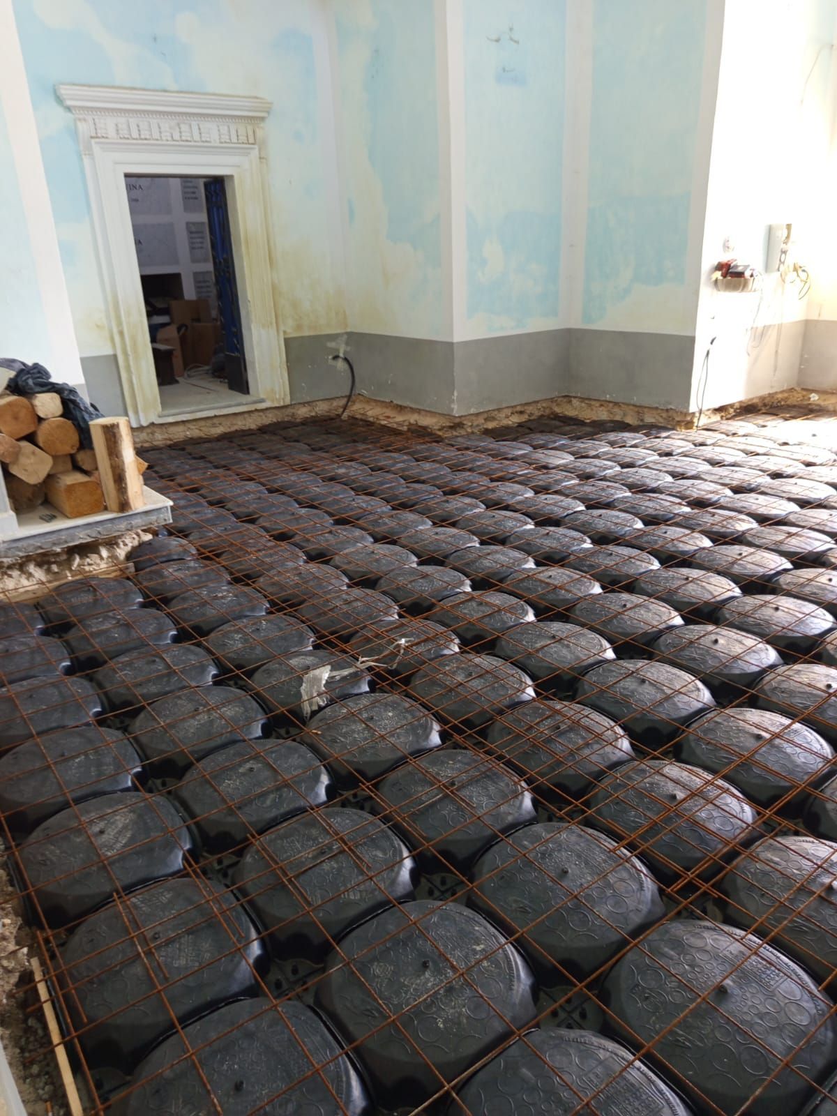 lavori chiesetta della madonna della neve del tratturo