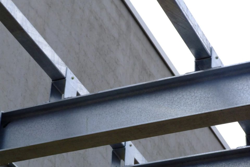 dettaglio di balcone in ferro