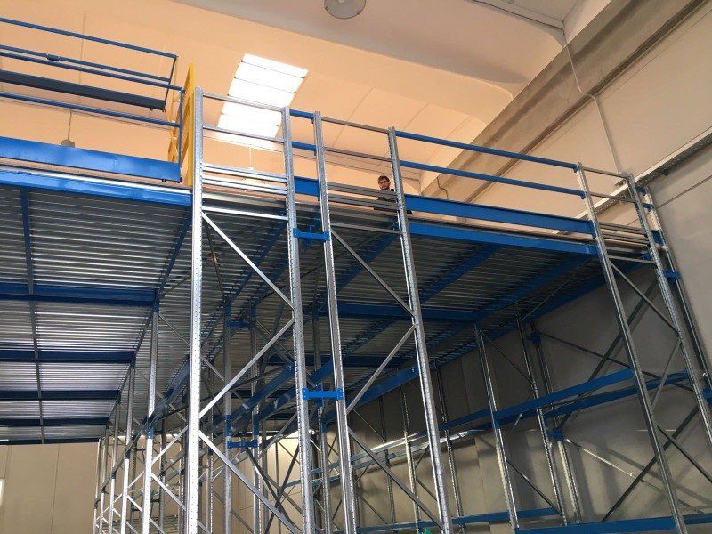 vista da sotto soppalco