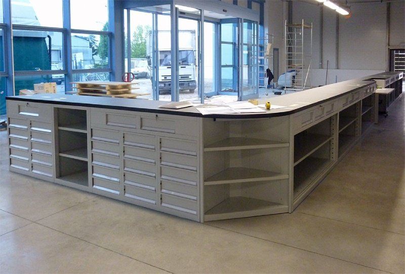 banco vendita con nicchie