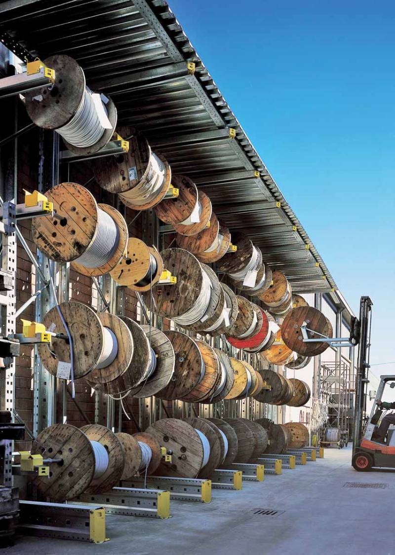 Scaffalature industriali ad Avellino e in Campania per esterno