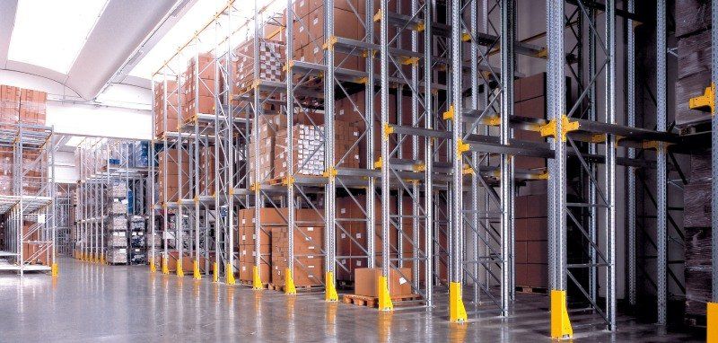 Scaffalature industriali ad Avellino e in Campania a colonne multiple