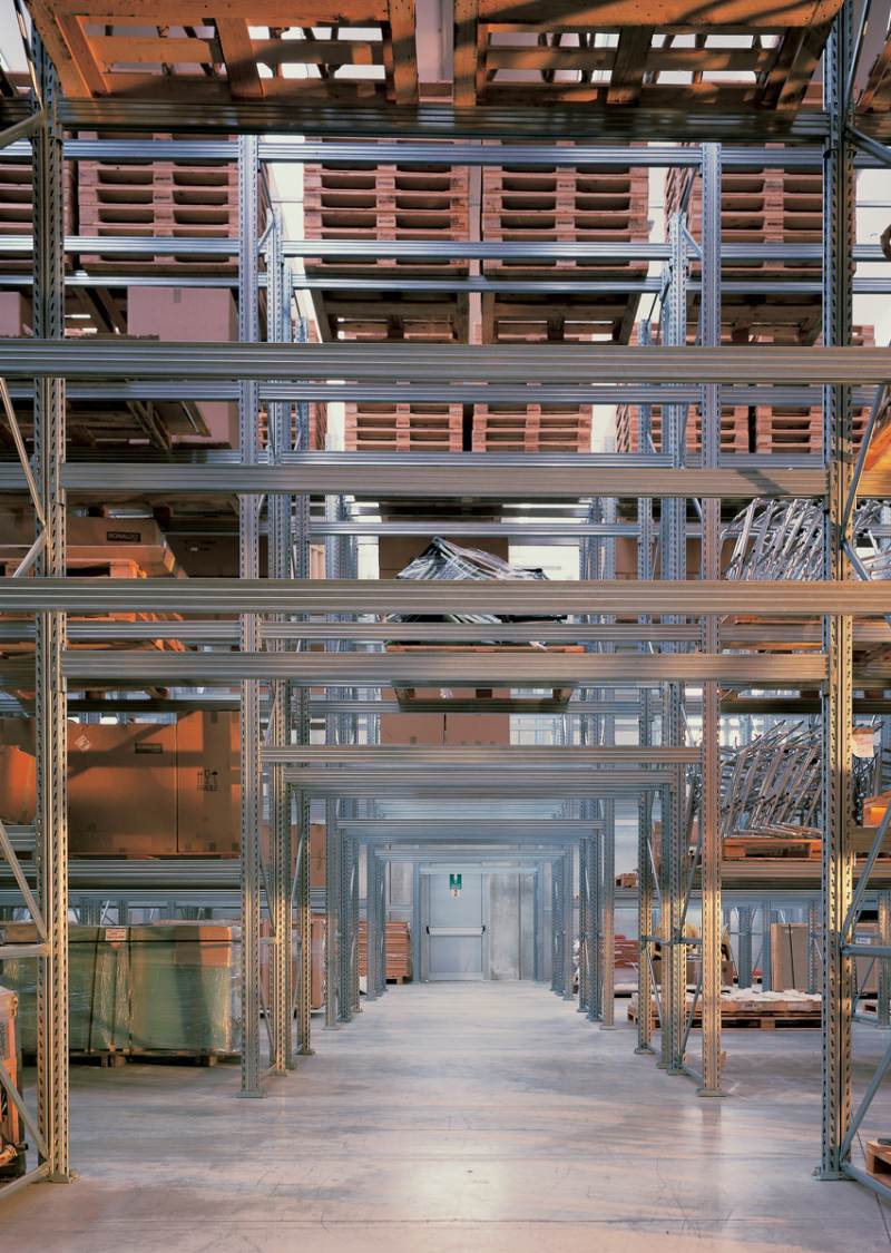 Scaffalature industriali ad Avellino e in Campania in metallo