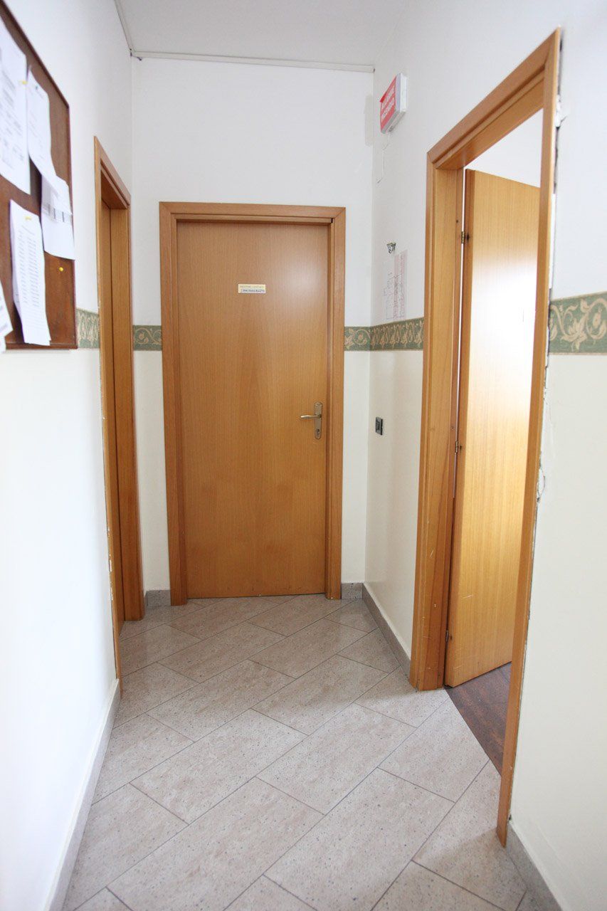 Interno con porte
