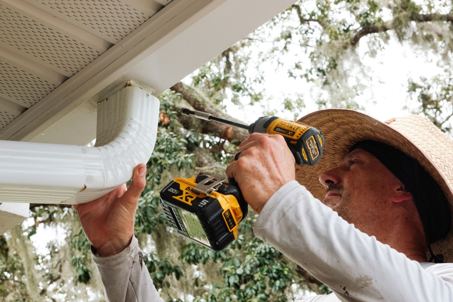 gutter installation in oviedo