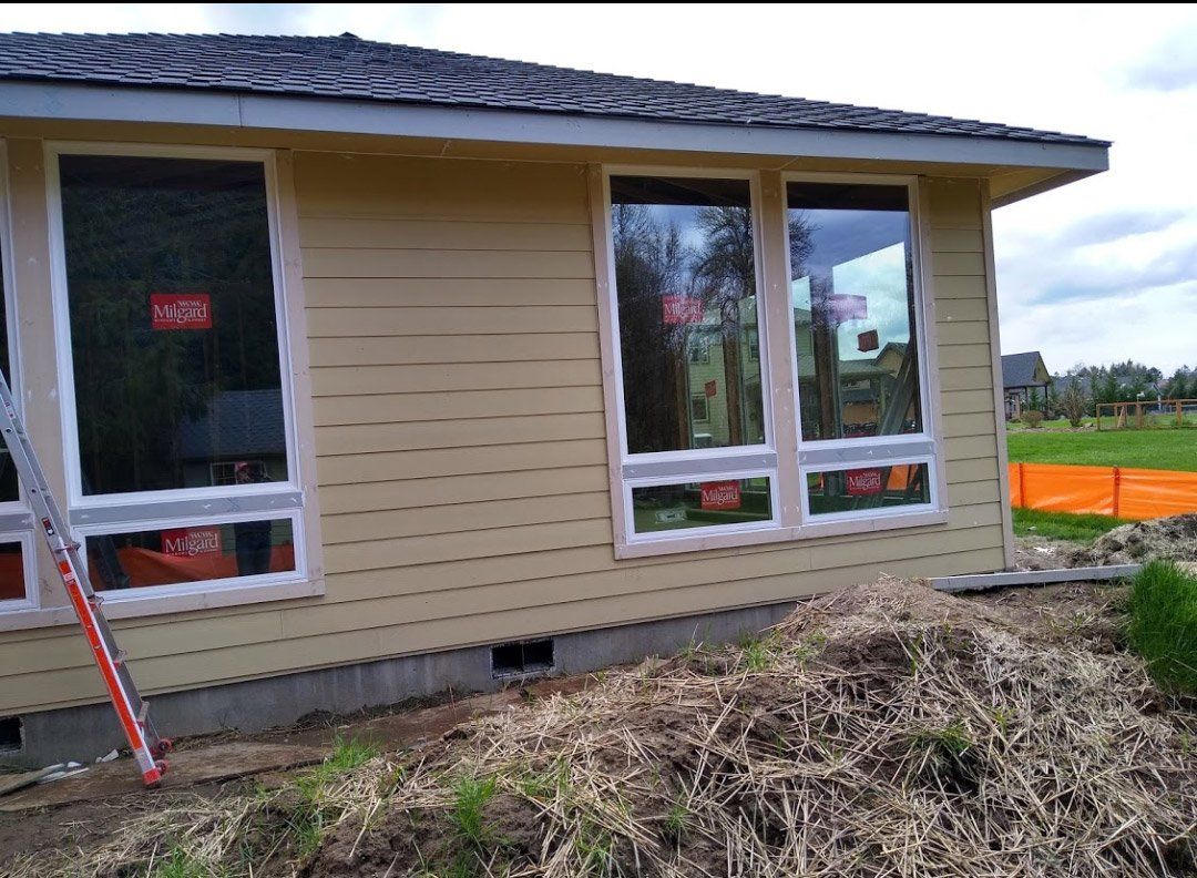 Yellow Siding — Vancouver, WA — Mountainside Roofing LLC