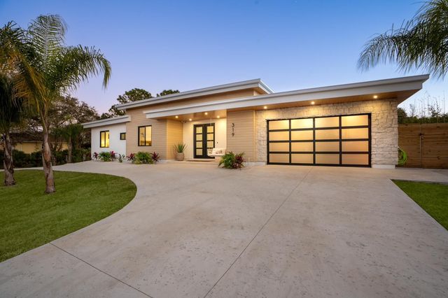 New Garage Door in St Augustine FL