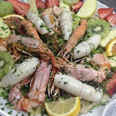 pizza alla mortadella e pistacchio