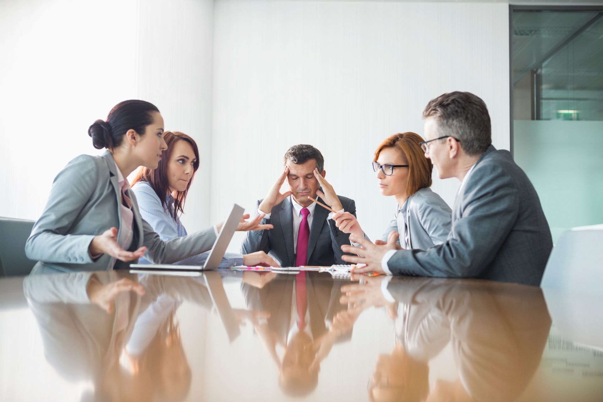 Quando procurar um advogado empresarial para conflitos entre sócios Quando procurar um advogado empresarial para conflitos entre sócios