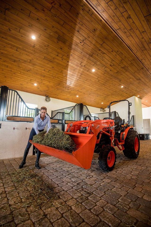 LX2610 Tractors | Humphreys' Outdoor Power