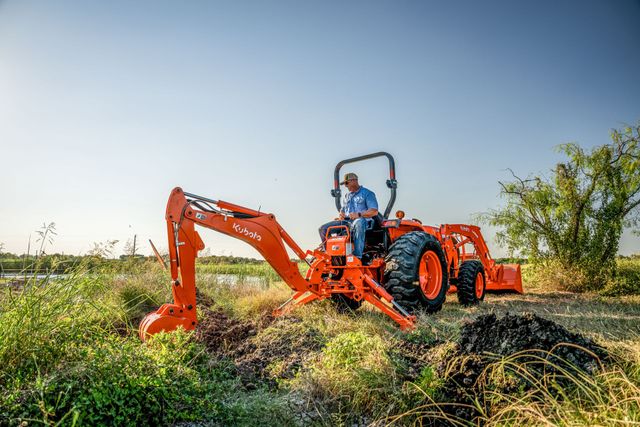 Kubota MX 5400 HST Tractor | Humphreys' Outdoor Power