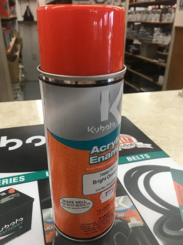Spray can of Kubota