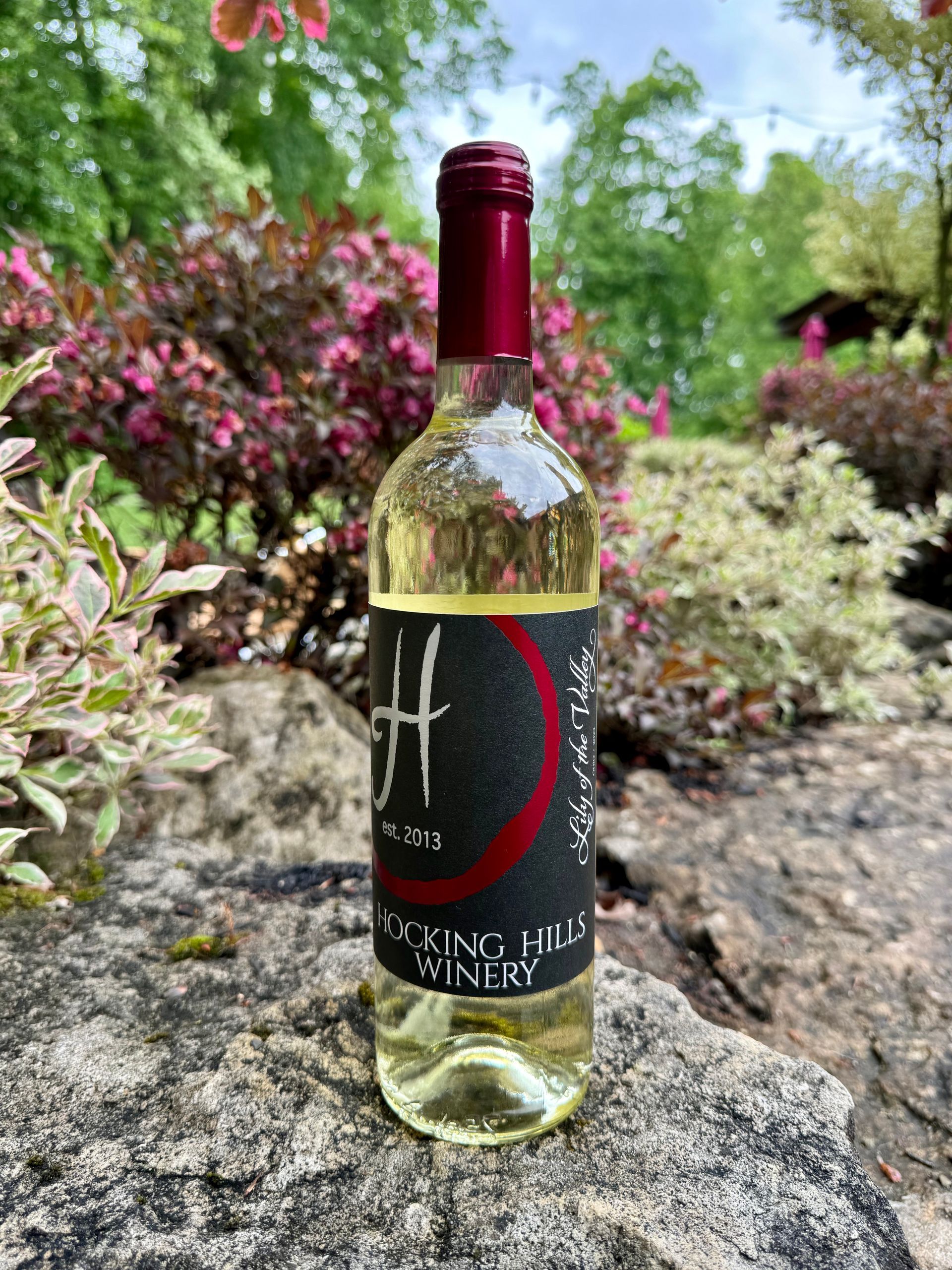White Wine Bottle from Hoking Hills Winery