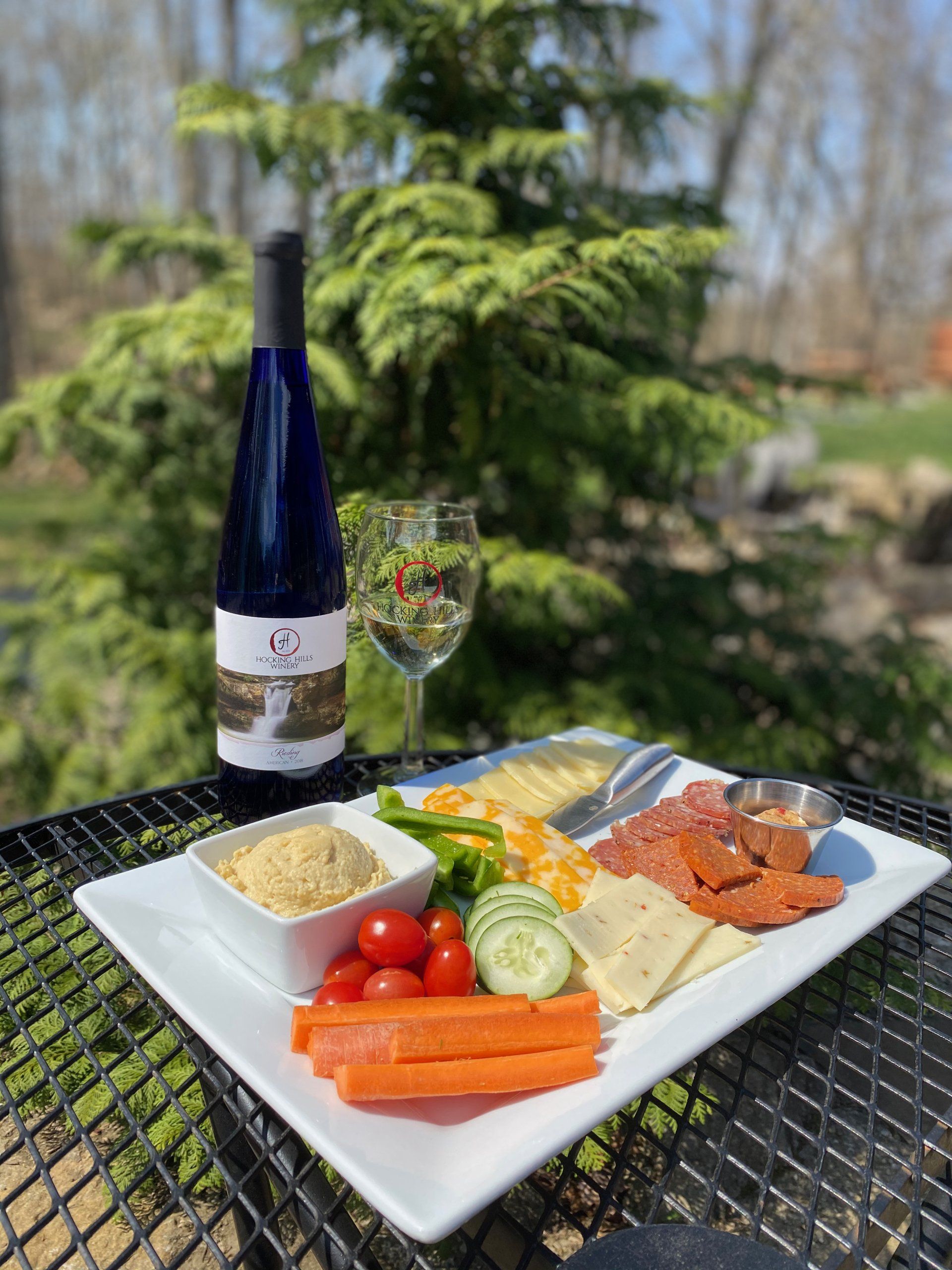Welcome to the hocking hills winery of logan ohio