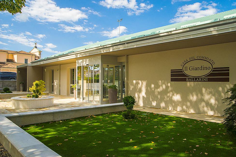 Giardino interno  della Casa del Commiato Il Giardino