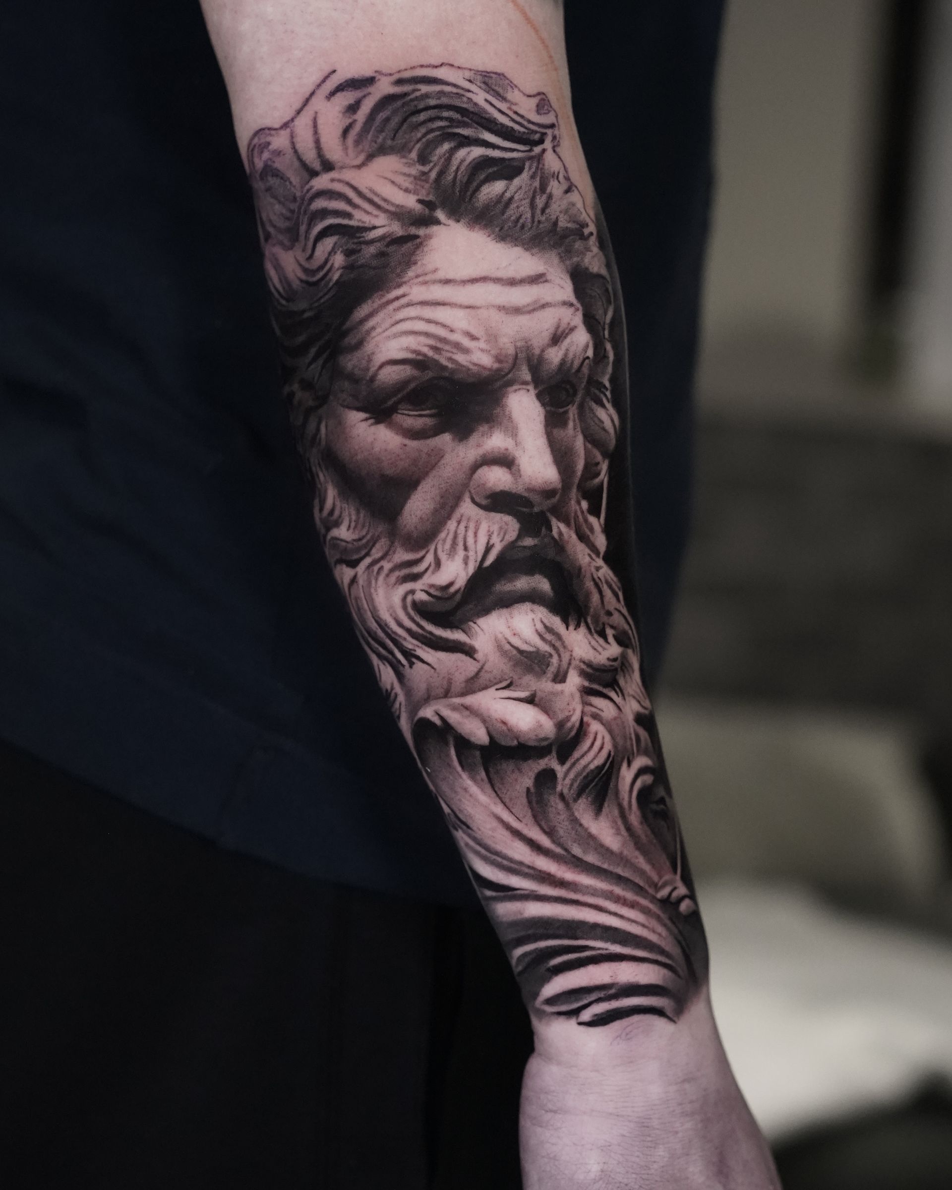 black and grey animal tattoo artist northwood