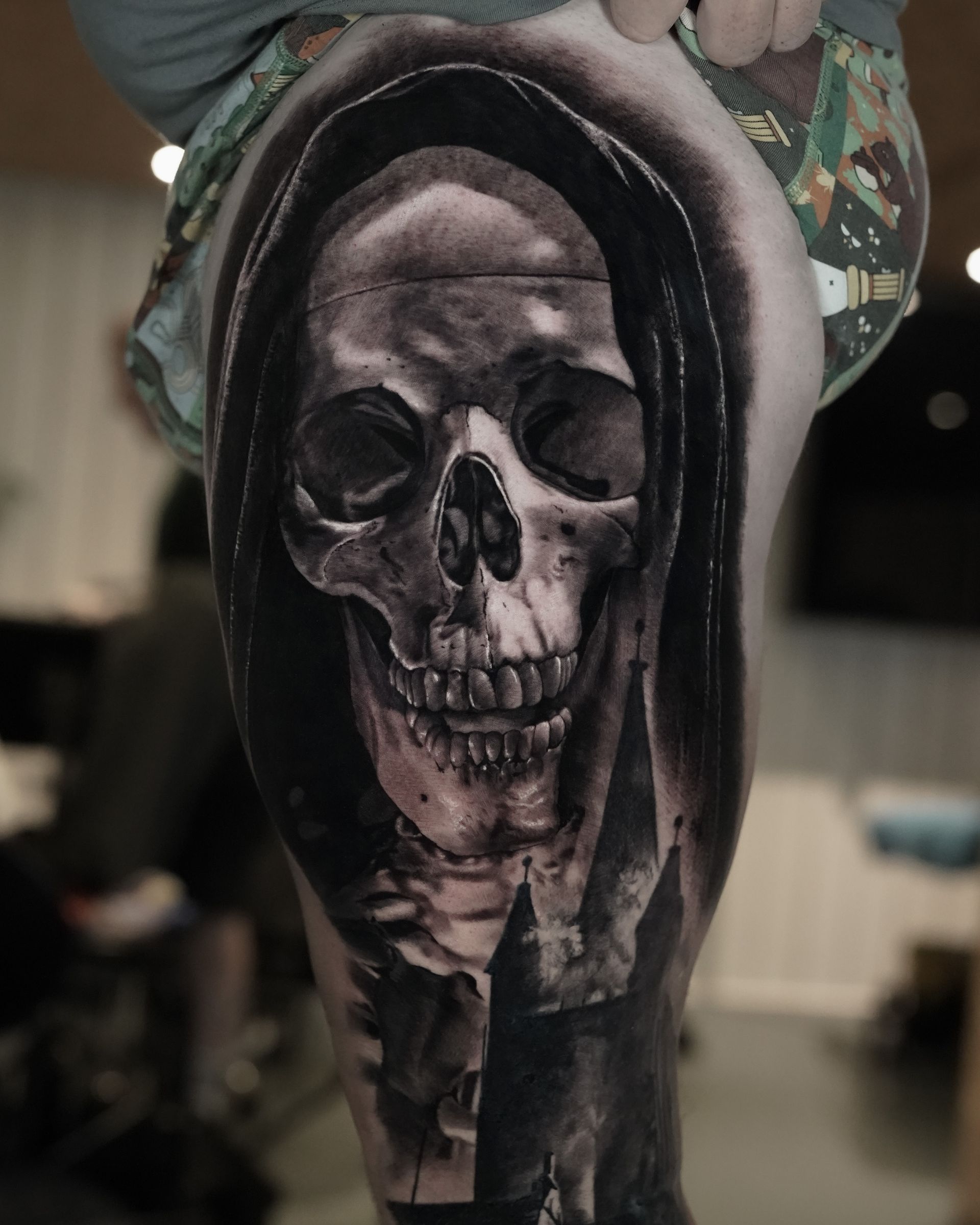 reputable black & grey realism camden artist