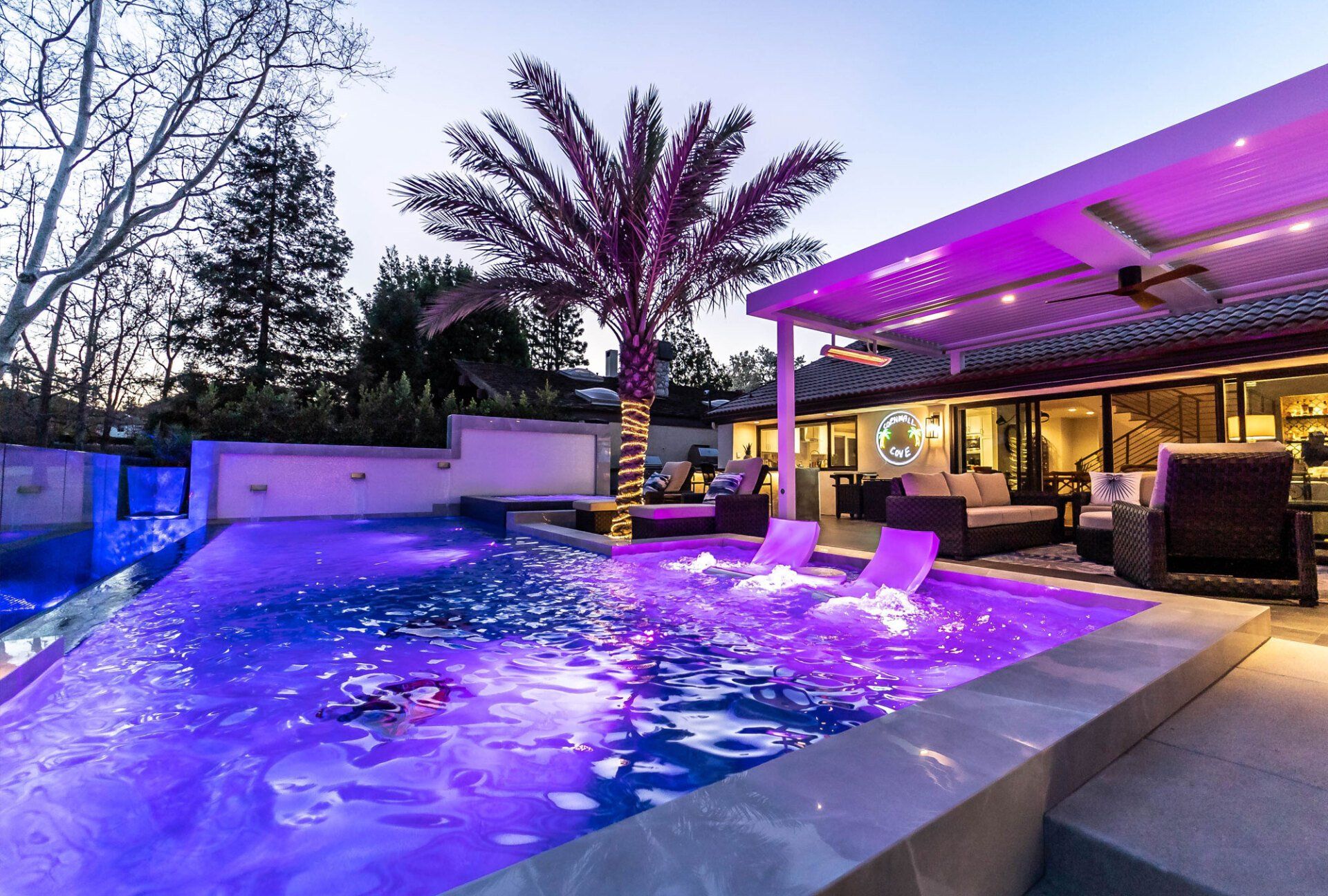 Luxury Swimming pool in Westlake Village, CA.