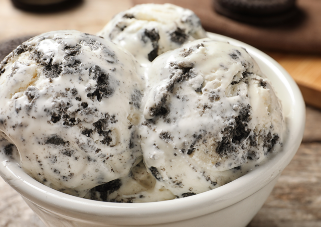 10 Easy Ninja Creami Recipes for Beginners (Fail-Proof & Delicious) https://lirp.cdn-website.com/ea8a1523/dms3rep/multi/opt/cookies%2Band%2Bcream%2Bninja%2Bcreami-640w.png