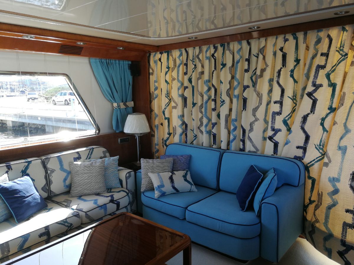 tappezzeria presente all'interno di una imbarcazione