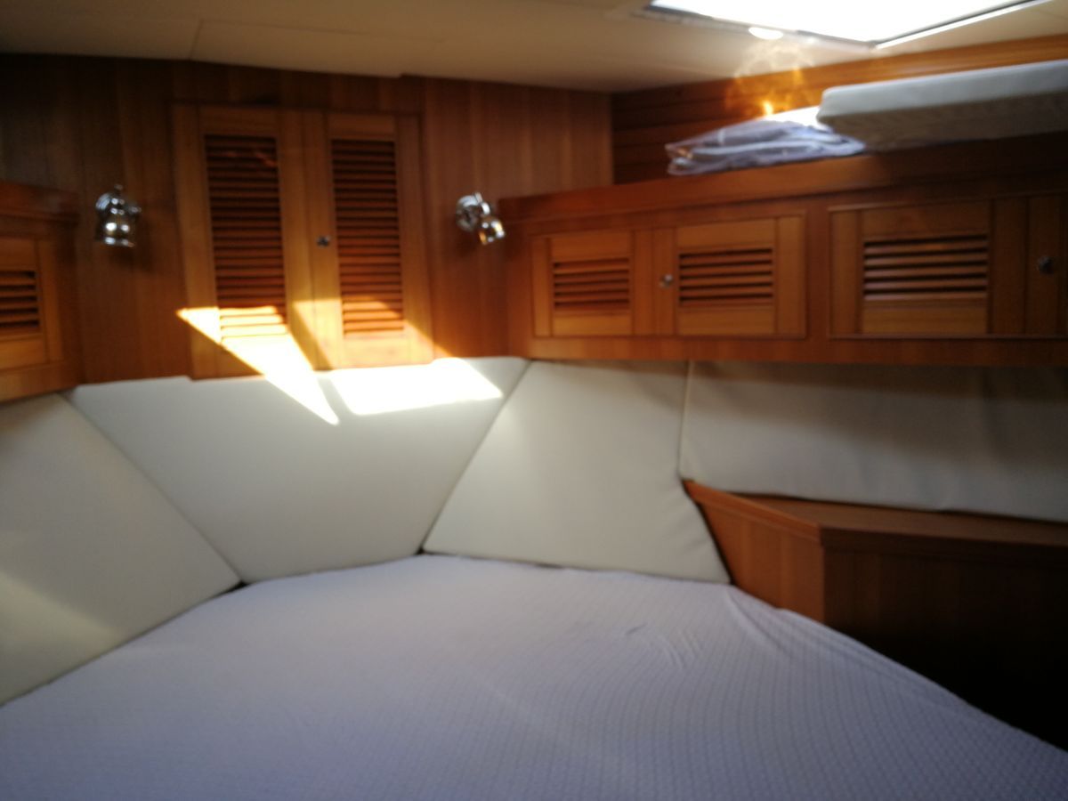 camera da letto all'interno di una imbarcazione