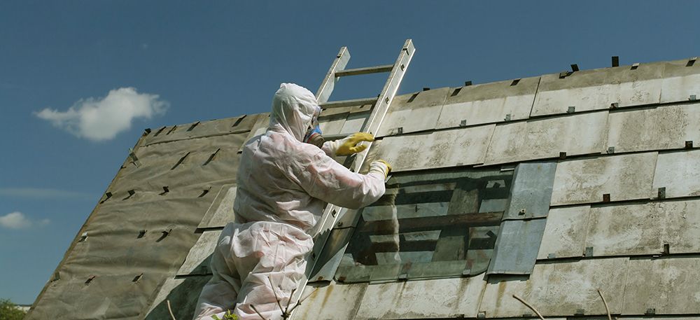 Expert providing asbesto removal service in Uncasville, CT