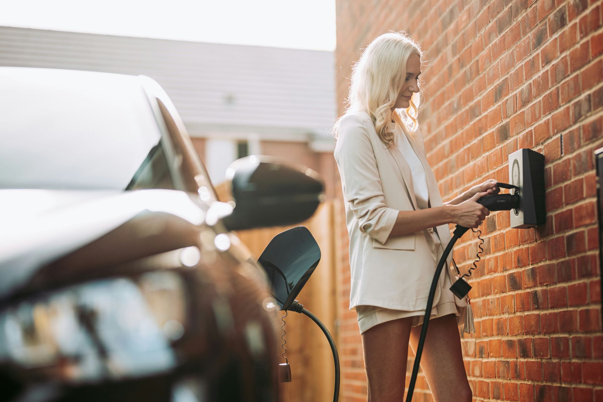 EV buyer receiving government incentives for electric vehicle purchase in Ontario - Myevexperts