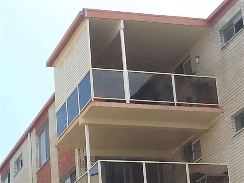 Balcony With Slat Screens - Balustrade in Port Stephens, NSW