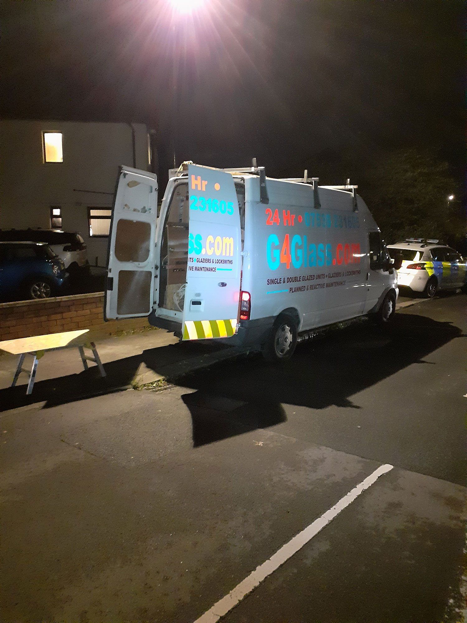 Police Assistance Glaziers, 24hour Boarding Up Of Windows & Doors In People's Homes & Businesses