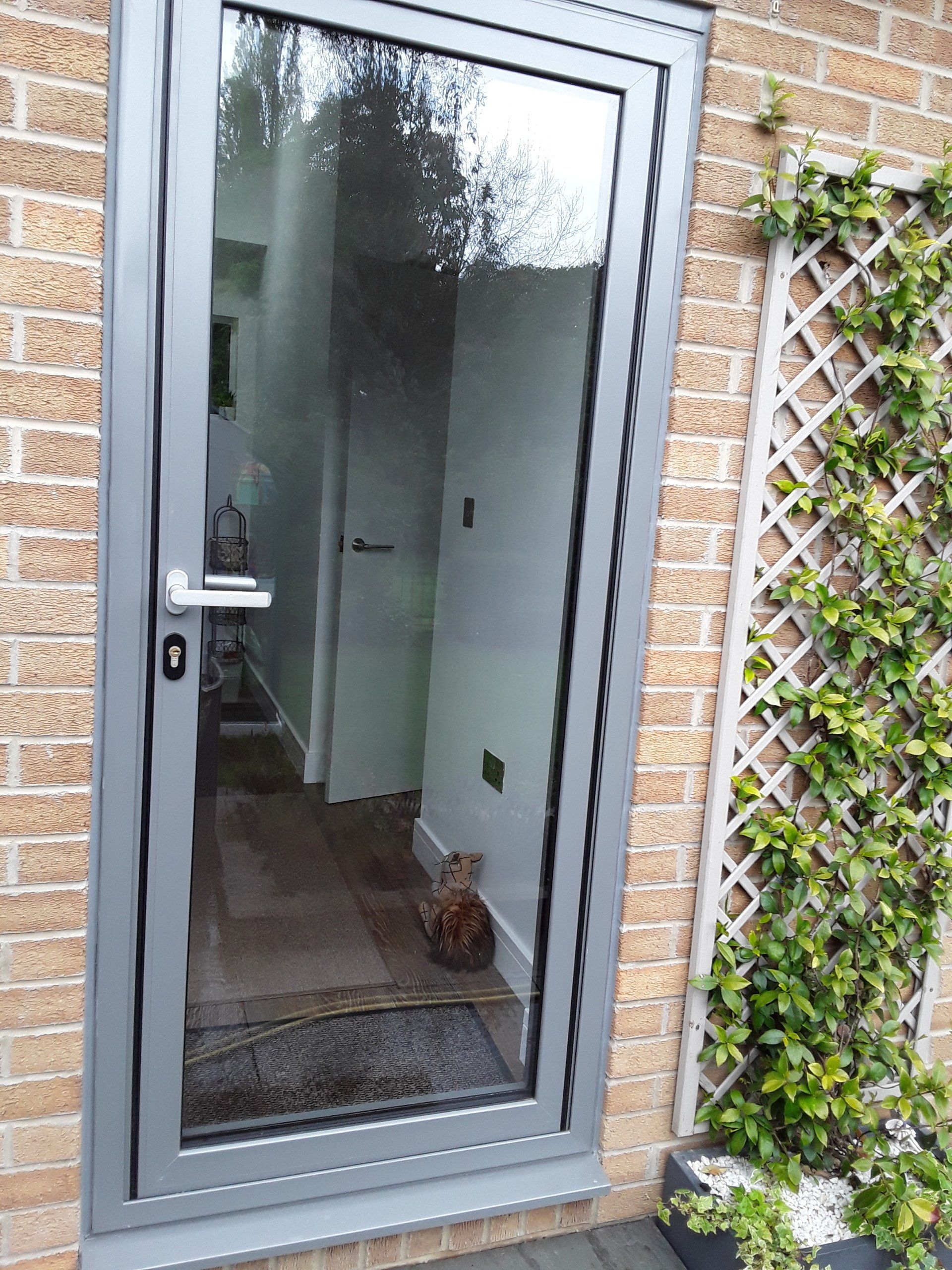 Aluminium House Doors, Aluminium Entrance Doors Installed, Full Glass Aluminium Residential Door.