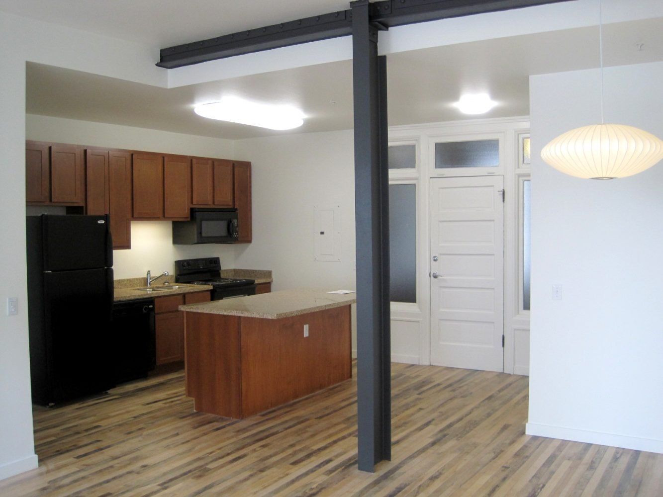 Sears Building Lofts Entrance and Kitchen