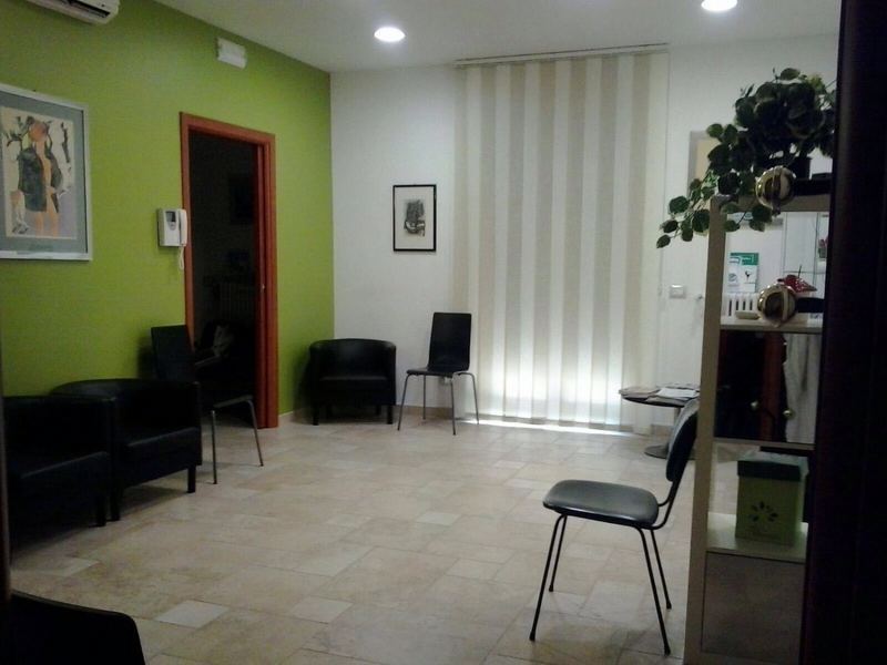 sala d'attesa studio medico oculistico
