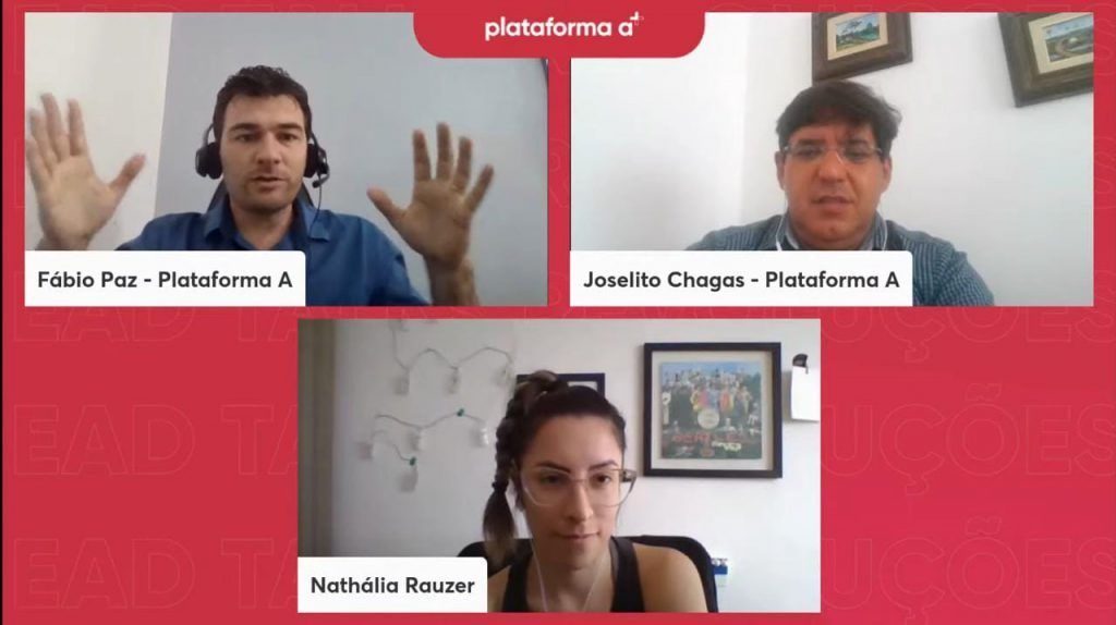 Painel sobre adaptação e formação de profissionais para o mercado de trabalho.