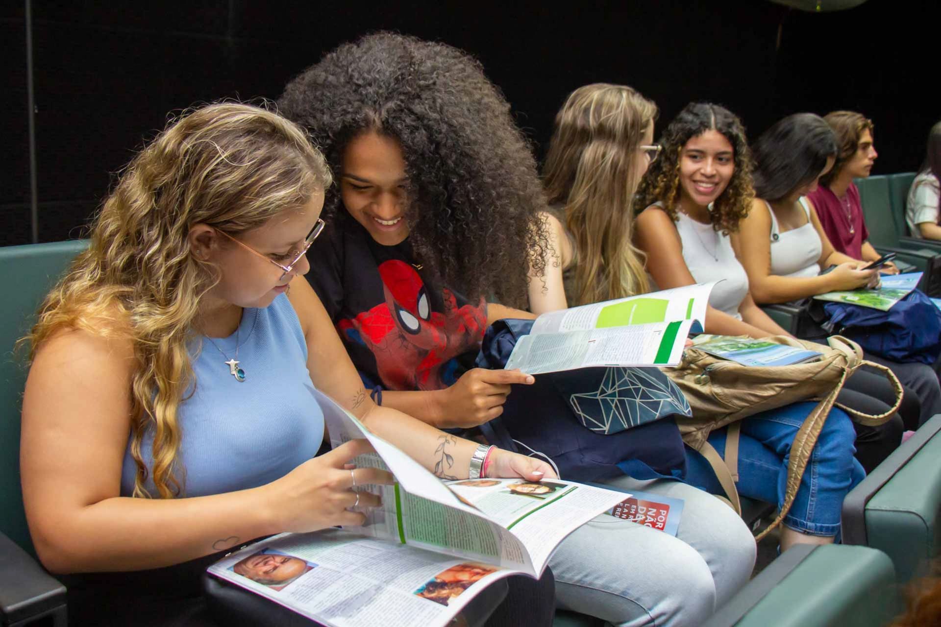 Aplicar currículo personalizado é desafiador na prática. Foto: Divulgação UFRJ