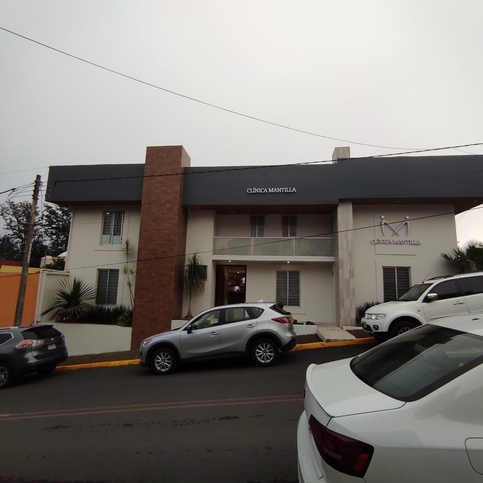 DR. GERARDO GONZÁLEZ COLOPROCTÓLOGO Y CIRUJANO GENERAL