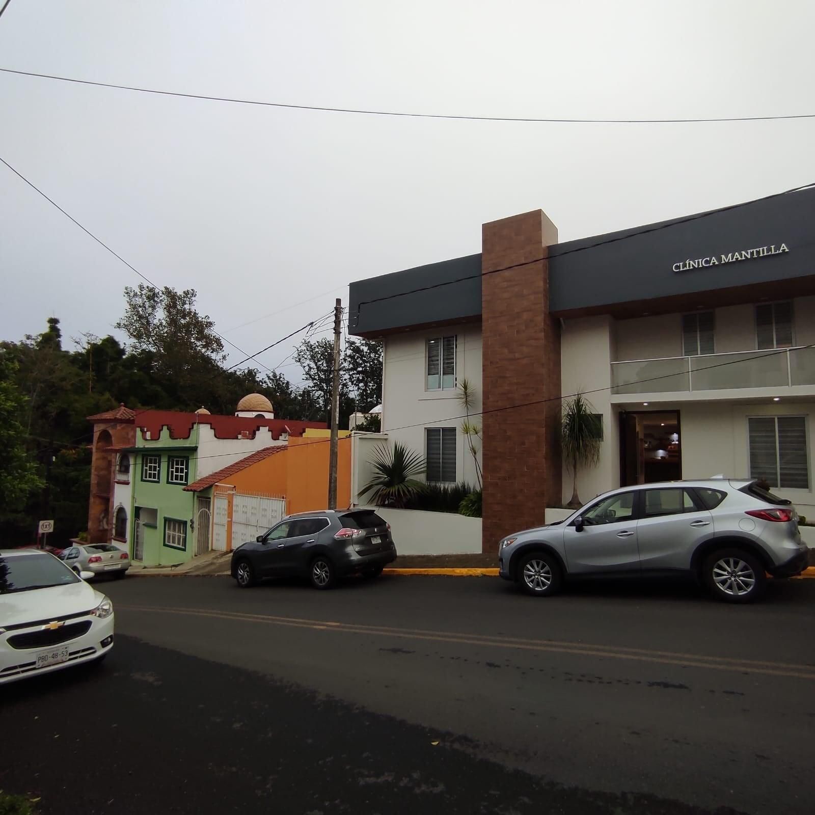 DR. GERARDO GONZÁLEDR. GERARDO GONZÁLEZ COLOPROCTÓLOGO Y CIRUJANO GENERALZ COLOPROCTÓLOGO Y CIRUJANO GENERAL