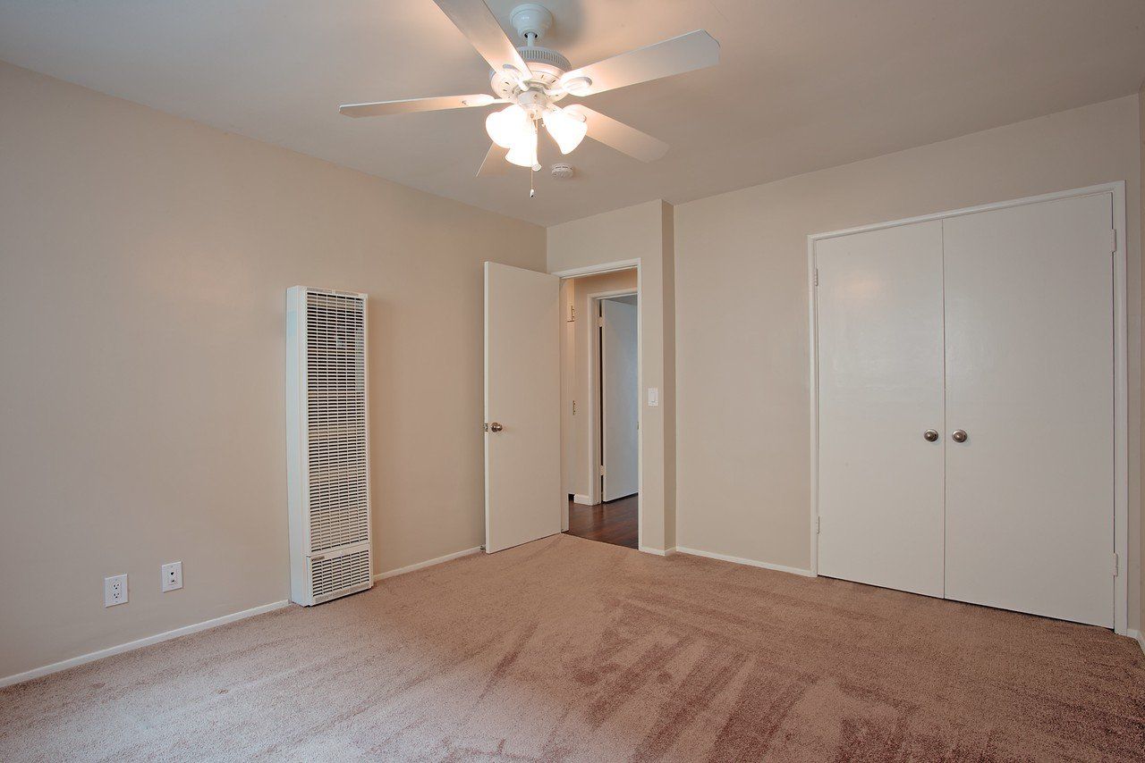 monacobedroom-2-hdr-x2