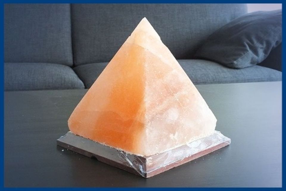 Soprammobile di sale rosa