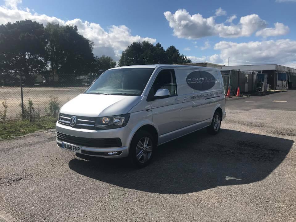 Cleaner by Miles van image