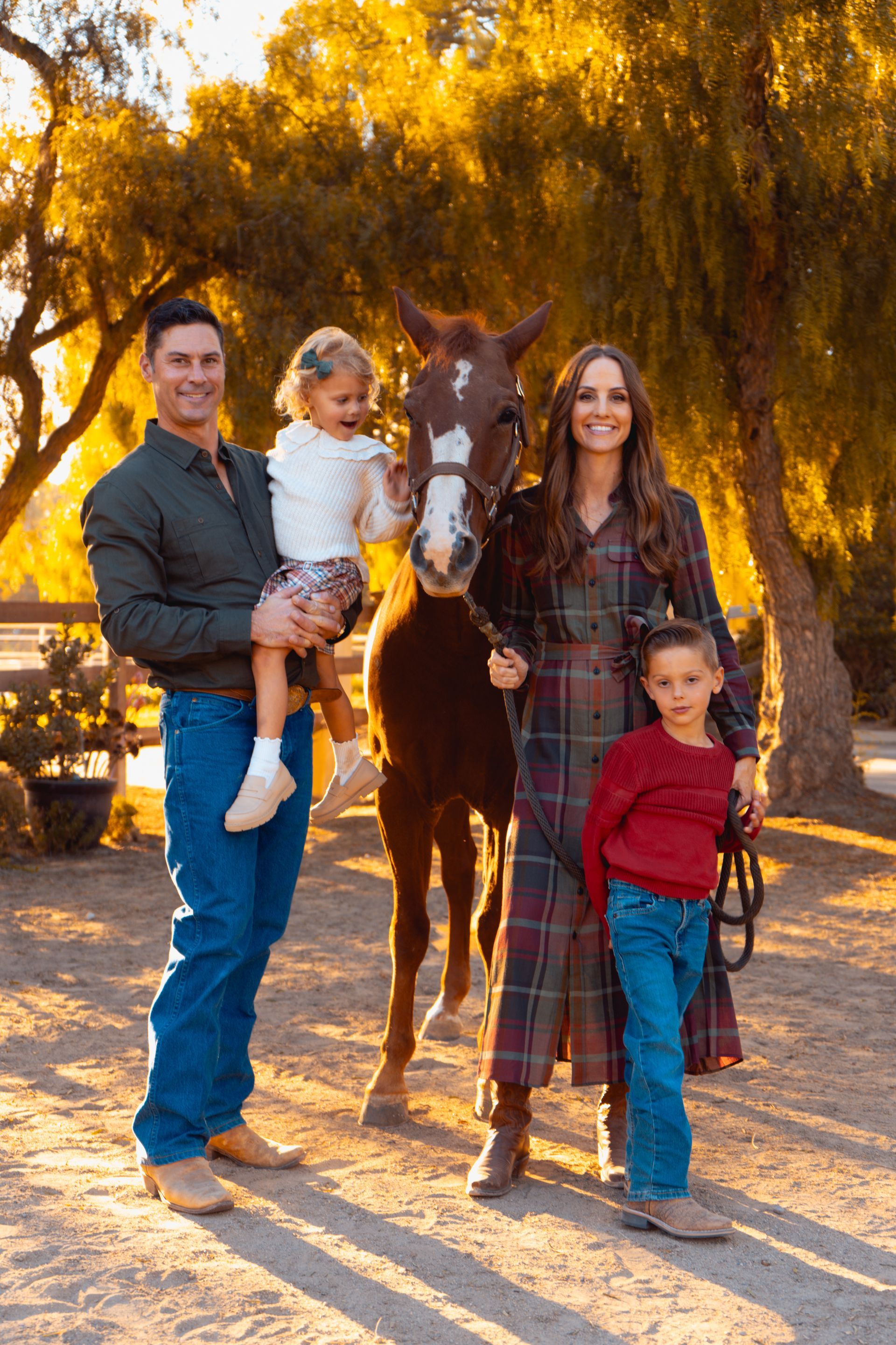Family Photo in San Juan Capistrano by Jelena's Photo